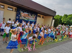 UROCZYSTOŚĆ ZAKOŃCZENIA ROKU SZKOLNEGO 2018/2019 - POŻEGNANIE Z PRZEDSZKOLEM