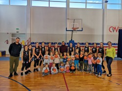 KOSZYKÓWKA NA WESOŁO