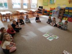 DZIEŃ DINOZAURA