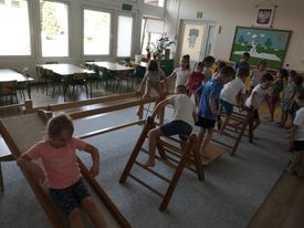 ZESTAW ĆWICZEŃ