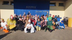 Przedstawienie „Rzepka” J. Tuwima w wykonaniu Pań z naszego Przedszkola – 28.03.2022 (poniedziałek)
