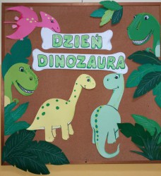 DZIEŃ DINOZAURA