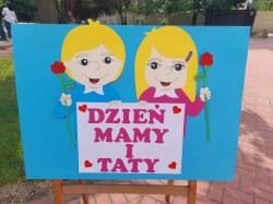 DZIEŃ MAMY I TATY