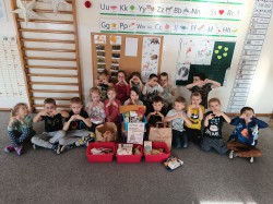 Zbiórka żywności "Pomagamy Potrzebującym. Bądź z Nami"
