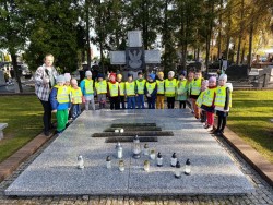 UDZIAŁ W AKCJI „SZKOŁA PAMIĘTA” 